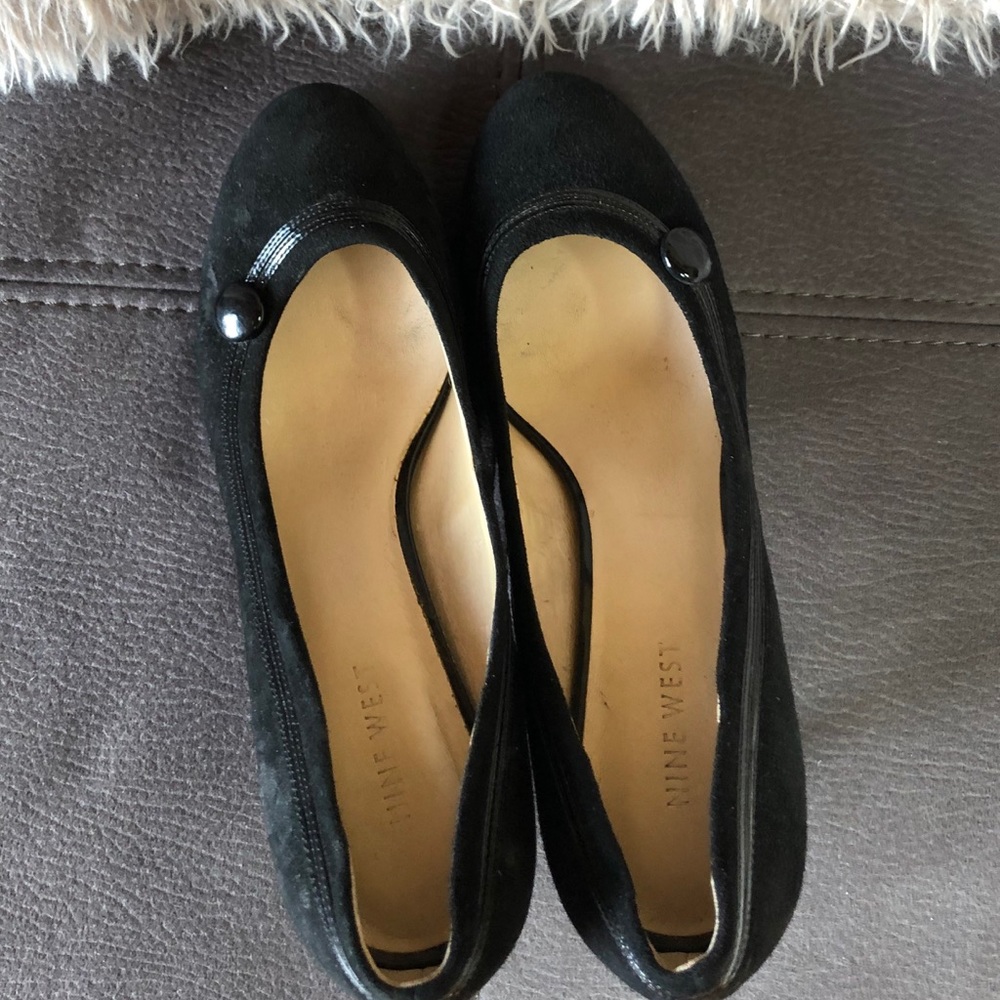 🩷SOLD❤️NINE WEST Black Suede Heels Size 8.5 - Picture 6 of 10